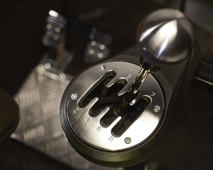 Schimbator de viteze Thrustmaster TH8A, 100 metal, H-pattern si secvential - Img 4