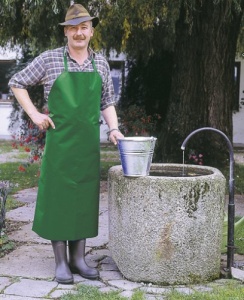 Schorta de lucru Kerbl, PVC verde 120x80 cm, rezistenta la apa si temperaturi extreme - Img 2