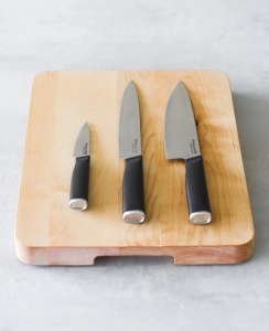 Set 3 cutite KitchenAid Classic Japoneze cu maner ergonomic si huse de protectie - Img 4