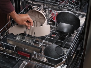 Set accesorii AEG AAFEK2 pentru friteuza cu aer cald protectie anti-pete dozator ulei - Img 4