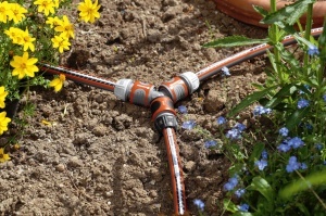 Set conector furtun Gardena 18287-20 pentru ramificare cu 3 conectori si piesa tip Y - Img 3