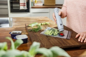 Set de depozitare vid ZWILLING Fresh Save 11 piese plastic pompa inclusa - Img 7