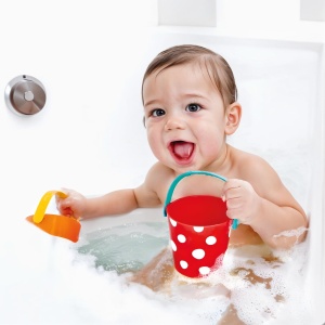 Set de galeata colorata Hape | Jucarie de baie cu roata de apa din trei piese pentru copii mici, multicolor - Img 3