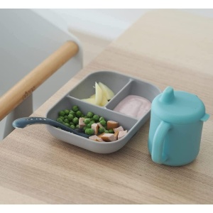 Set de invatare din silicon Beaba, 3 piese, farfurie cu 3 compartimente, albastru - Img 3