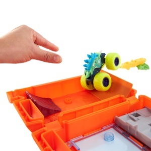Set de joc Hot Wheels Monster Trucks - Motosaurus 164, Stunt Arena, 2 masini incluse - Img 4
