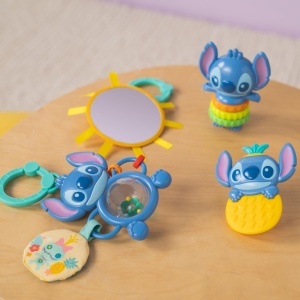 Set de Jucarii pentru Bebei Bright Starts Disney Baby Stitch Tropical Treasures, 4 Piese, Multisenzorial - Img 9