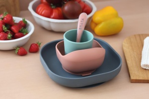 Set de tacamuri din silicon BEABA, cu 4 piese, cu ventuza, rezistent la caldura - Img 3