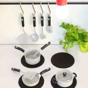 Set de Vase de Gatit pentru Copii Theo Klein 9428, 9 piese, Plastic - Img 2