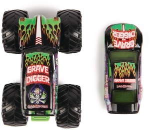 Set Monster Jam - Camion si Rennaut cu Design Detaliat, 164, pentru Stunts - Img 8