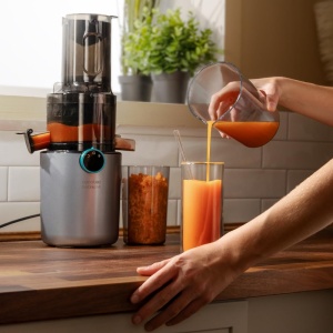 Storcator cu presare la rece Cecotec pentru fructe si legume Juice&Live 1500 Slim. Motor DC de 200W, 1 viteza si functie inversa, deschidere de umplere de 82 mm, 55+-5 rpm, asamblare si curatare usoara - Img 6