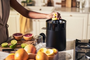 Storcator electric de citrice ZWILLING ENFINIGY cu putere mare de suc, 2 conuri de presare, filtru reglabil pentru pulpa, 85 wati, negru - Img 5