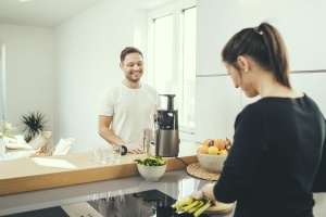 Storcator lent SEVERIN - storcator pentru suc, sorbet, inghetata, gem si multe altele, storcator electric din otel inoxidabil, usor de curatat datorita conceptului Easy-Clean, recipient de colectare de 1L, 150 wati, ES 3571 - Img 6