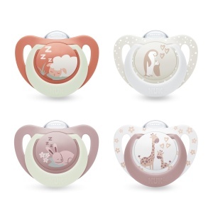 Sucitor ortodontic pentru bebelusi NUK First Choice, 0-6 luni, 4 bucati, design care lumineaza in intuneric