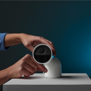 Suport pentru camera de supraveghere Philips Hue Secure, alb, stabil si elegant - Img 5