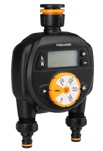 Timer de irigare Fiskars 1054792, 2 iesiri, LCD, negruportocaliu
