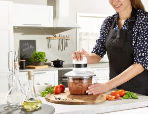 Tocator universal Bosch MMR08A1, 400 W, lame din otel inoxidabil, recipient de 800 ml, alb - Img 2