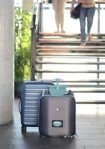Valiza pentru copii BEABA Micro Mobility, 22L, cu scaun, albastra - Img 9