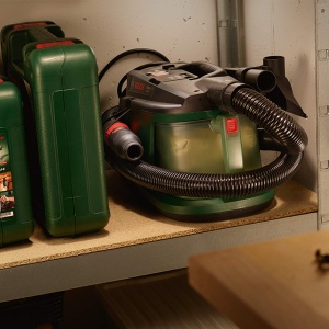 Aspirator de mana Bosch EasyVac 3 700 W 21 L usor de transportat - Img 4