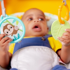 Balansoar pentru bebelusi Bright Starts Safari Fun, cu vibratii si jucarii, pana la 9 kg - Img 3