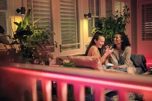 Banda LED Philips Hue White Color Ambiance pentru Exterior 2m, 16 Milioane Culori - Img 4