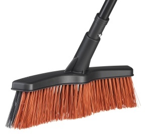 Besen cu maner Fiskars Solid, 38 cm, negru, PowerClean - Img 1