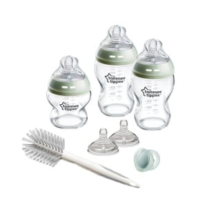 Biberoane Tommee Tippee, set de pahare Natural Start pentru neugeb., biberoane anti-colici (150 ml si 250 ml), asemanatoare sanului. Tetine, autosterile, accesorii
