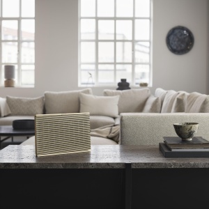 Boxa portabila Bang Olufsen Beosound Level - Culoare Aurie, Design Modular, Sunet De Inalta Calitate - Img 5