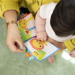 Carte de Stoff pentru Bebei Bright Starts Safari Buddies, Plus, Unisex, cu Sunete - Img 7