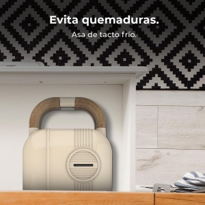 Cecotec Sandwich Maker Rock'Ntoast Retro One Beige. Trei placi interschimbabile, design retro, acoperire cu piatra de roca, 700W, indicator luminos, baza antiderapanta, maner rece, cleste de blocare - Img 9