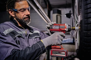 Cheie de impact cu acumulator profesionala Einhell IMPAXXO 18/400 Power X-Change (Li-Ion, 18 V, 400 Nm, cutie de viteze cu 3 trepte, motor fara perii, livrare fara baterie si incarcator) - Img 4