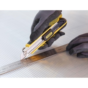 Cutit de taiat Stanley FatMax 0-10-481, 18mm, cu 6 lame, design ergonomic - Img 2