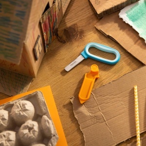 Cutter pentru copii Fiskars, cutter carton, maner ergonomic, protectie siguranta - Img 10
