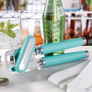 Deschizator de conserve si deschizator de sticle multifunctional KitchenAid Classic, usor de utilizat, roata de taiat din otel inoxidabil ascutita, manere ergonomice moi, Aqua Sky - Img 5