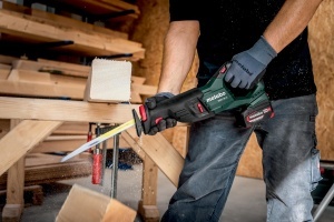 Ferastrau sabie cu acumulator Metabo SSEP 18 LT, 18V, ergonomic, versatil - Img 5