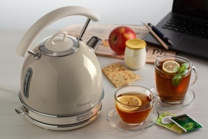 Fierbator electric Ariete Vintage 2877, 1,7L, 2000W, inox, bej - Img 2