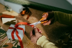 Foarfeca Hobby Fiskars Classic, 13 cm, pentru dreptaci si stangaci, culoare portocalie - Img 6