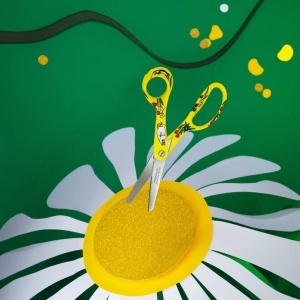 Foarfeca pentru copii Fiskars X Moomin, 13 cm, din otel inoxidabil, design Snorkfraulein - Img 8
