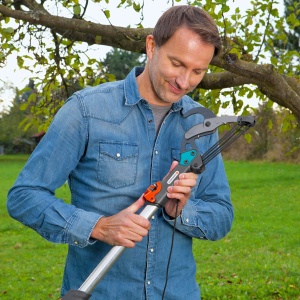 Foarfeca pentru crengi Gardena combisystem 298-20 taiere pana la 35 mm maner ergonomic si cablu rezistent 47 m - Img 4