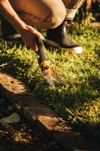 Foarfeca pentru iarba Fiskars GS42, 32 cm, cu sistem servo, negruorange - Img 3