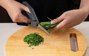 Foarfeca Zyliss 23 cm cu cutter integrat, inox, ergonomic - Img 3