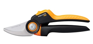 Foarfece de taiere Fiskars Bypass M, seria X PowerGear, P921, cu maner de rulare, pentru ramuri si crengute proaspete, acoperite antiaderente, lame din otel inoxidabil, lungime: 20,1 cm, negru/portocaliu, 1057173 - Img 1