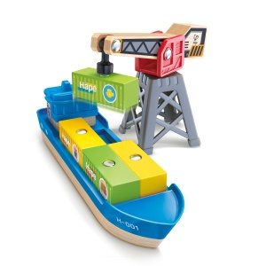 Hape Cargo Ship & Harbour Crane, Set de cale ferata, de la 3 ani - Img 3