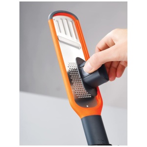 Joseph Joseph Handi-Grate Mini Reibe 2-in-1 Portocaliu Lame din Otel Inoxidabil - Img 6
