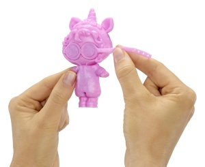 L.O.L. Surprise Eye Spy Series - Unboxing cu 3 papusi exclusive, design in forma de lacat - Img 9