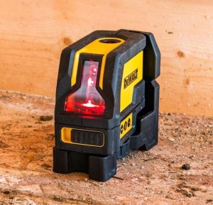 Laser cu linii incrucisate DeWalt DW0822 auto-nivelant IP54 vizibilitate pana la 15 m - Img 6