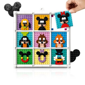 LEGO Disney 43221 Set Creativ 100 Ani Decoratiuni de Perete cu Mickey Mouse - Img 5