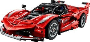 LEGO Technic Ferrari FXX K Model Auto Rosu cu Motor V12 si Usi Fluture - Img 9