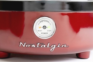 Masina de facut popcorn Nostalgia Retro 5.5L, rosie, cu tehnologie rapida - Img 4
