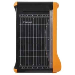 Masina de taiat Fiskars Recycelter, 22,9 cm, autoascutire, pentru hartie si carton