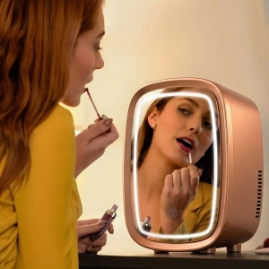 Mini Frigider Cecotec CoolingBeauty 4000 Mirror Rose, 4 L, racire pana la 5 C, LED - Img 3